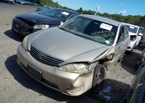2006 Toyota Camry Le z USA, uszkodzony, nr VIN 4T1BE32K96U129734
